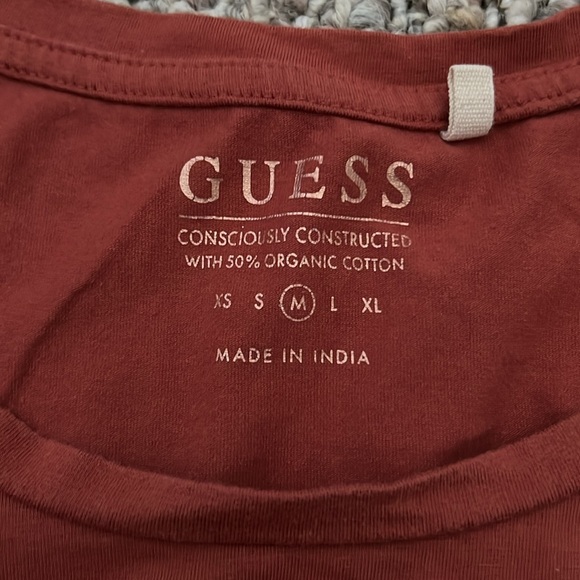 Guess women’s top with sequin lips size medium - Picture 7 of 7